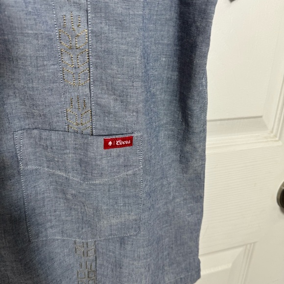 Huckberry x Coors Guayabera Shirt Blue Short Sleeve Camp Shirt Men’s LG Casual - Picture 9 of 10